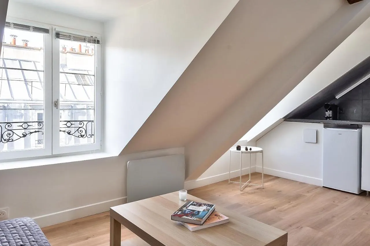 Charming 1 Bedroom In The Heart Of * Paříž